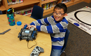 Warren Scholars Use Drones to Pilot New Creations! - article thumnail image